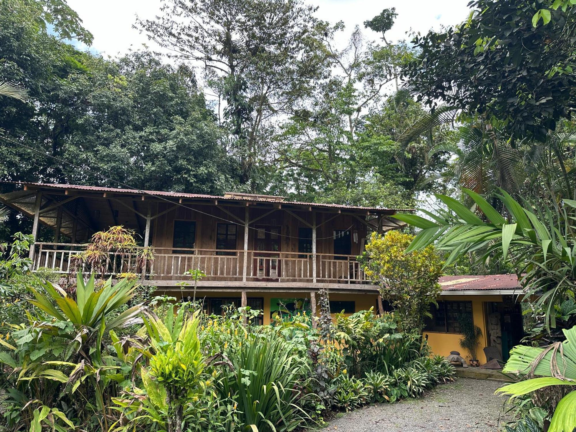 Casa Rio Blanco Eco Friendly B&B Guápiles Zewnętrze zdjęcie